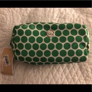 Michael Kors Kiki cosmetic kit
